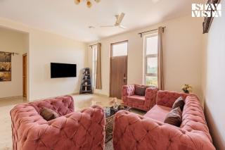 StayVista at Casa Shwika with Pool and Lawn - 7