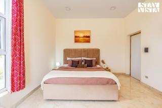 StayVista at Casa Shwika with Pool and Lawn - 1