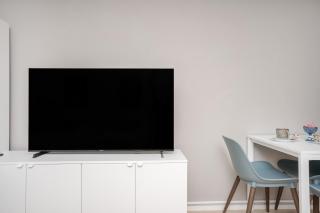 Arctic City Heart - Modern Design Studio - 6