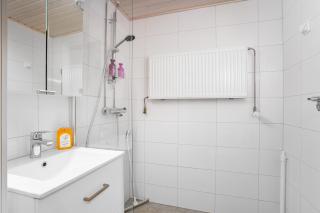 Arctic City Heart - Modern Design Studio - 2