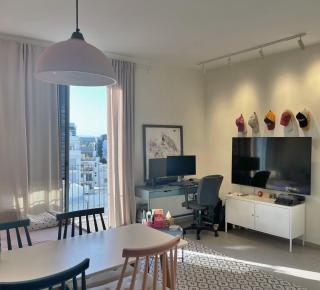 Vibrant Levinski TLV View & Balcony - 0