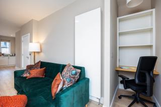 New 2-Bed Home with Garden Near Google Dublin HQ & Train Station - 2