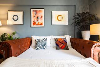 Boutique one-bedroom apartment near airport, business hubs - 5