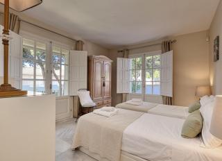 Elegant 2 Bedroom PH in Serene Urb El Presidente RDR521 - 1