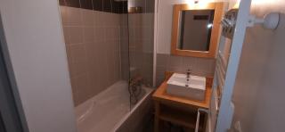 J de Balnea E N02 - 2P6 - 3