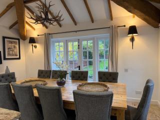 Courtyard Cottage at Pudleston Court - 6