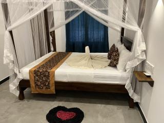 Green Wall House - 0