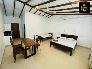 Golden Kingdom Hotel - 8