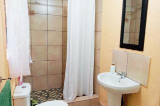 Olivia Pines Guesthouse 4 Bedroom Self Catering House - 8