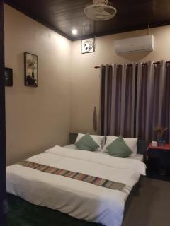 Vinla Guesthouse & Backpackers Hostel - 0