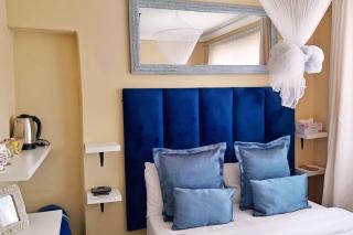 Olivia Pines Guesthouse 4 Bedroom Self Catering House - 3