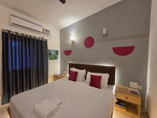 Baga Waves by Dia Hotels And Homes - 8