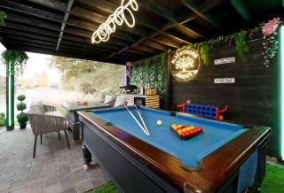 Oakwood Lodges with Hot tubs York - 1