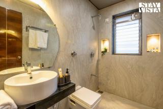 StayVista at Nova Nest with Rooftop Pool - 4