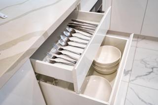 The Galleria Residence By V Living - 8