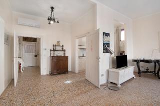 Biennale Apartment A Short Walk - 5