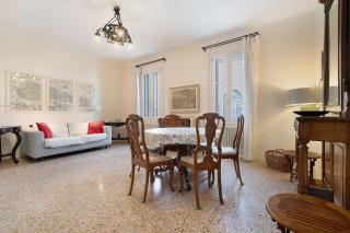 Biennale Apartment A Short Walk - 0