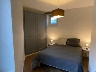 Appartements dans bâtiment historique, au cœur du vieux Voreppe - 4