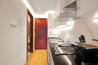 Luxury Studio - Lake View Tower - 5