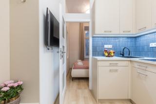 CracWoW S31 Apartment - 1