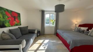 Gutshof Ferienwohnung in Seenähe - 1