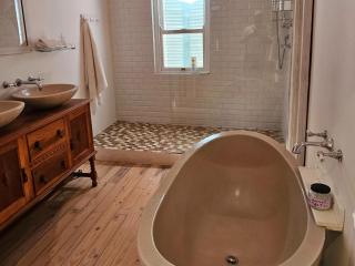 PinotageLuxuryCollection 9A Herte Suite - 4