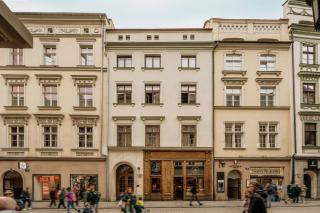 Gallery 7 Fresco Apartment - LoftAffair Collection - 9