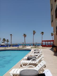 Juliana Royal Beach by Queen T - 4