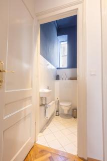 josef's home I Comfort Apartment in Ideal Location - 8