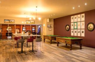 3 Bed Cabin - Sleeps 8 - Wifi Free Parking Pets - 1