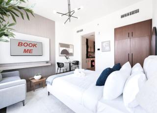 StayShort - Town Square sleeps 2 in Great Location - 0