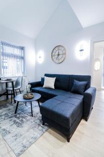 The Chiltern View - 1BR Centrally Located Flat with Contemporary Style Decor & Free Secure Underground Parking - 4