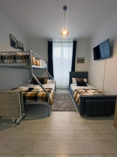 Central London Station Flat - 2