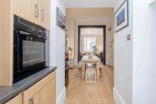 2-bed flat in Paddington - Hyde Park - 3