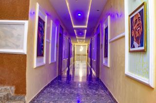 Bremmy Multilinks Hotels and Suites - 9