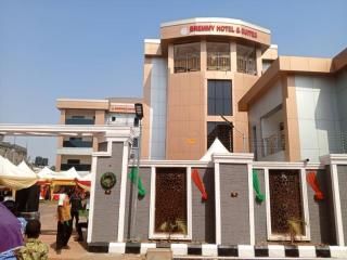 Bremmy Multilinks Hotels and Suites - 4