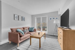 Executive 2 bed apartment - 0