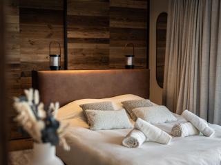 Chalet Neuf à La Plagne - 3Niv, 12pers, Sauna, Parking, WiFi - FR-1-755-40 - 3