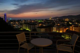 PhuketBNBdotcom OceanPoolviews 2 Bed - 7