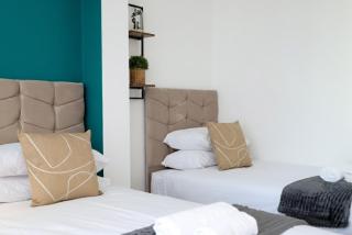 Syster Properties Modern Leicester Stay with Free Parking LE2 Area - 5