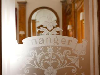 Hotel Schweizerhof Sta Maria - Santa María Val Mustair - 1