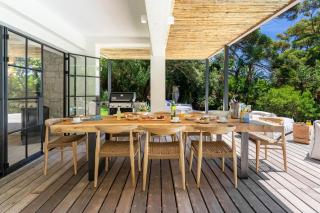 River42 Camps Bay - Luxury villa with pool, running stream & views - 2