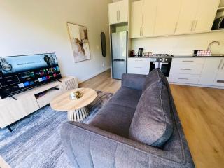 Two Horizons Apartment 6 - 6