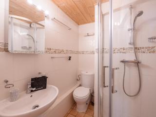 Chalet La Savoyarde à Morzine – Appartement 3 pièces rénové, proche centre, terrasse, 5 pers. - FR-1-754-76 - 1