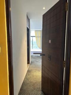 The Green Garniya Poolside and Mountain View Hotel - 8