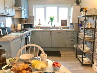 Charming Pembrokeshire Townhouse - 1