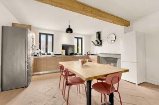 Villa haut de gamme avec piscine - 2