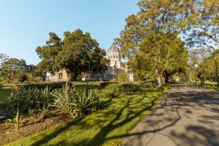 Carlton Gardens Urban Hideaway Escape - 8