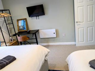 No 10 Apartments - 8