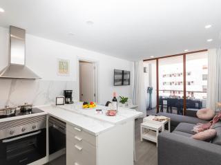 Secrets of Atlantic Holiday Home - 9